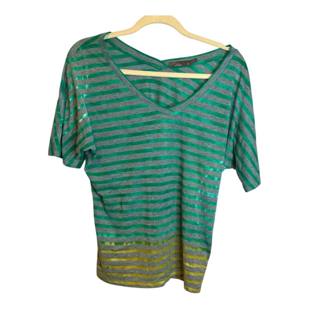 PrAna Shirt Women's Size Small Lightweight Outdoor Stripes‎ Organic Cotton
